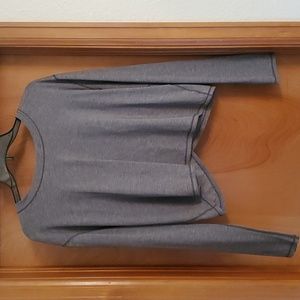 Long sleeve lululemon crop